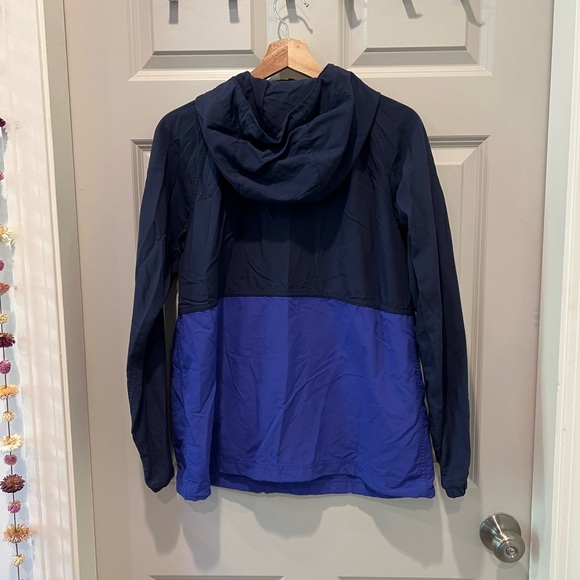 L.L. Bean Dark Blue and Periwinkle Women’s Anorak - Picture 2 of 4